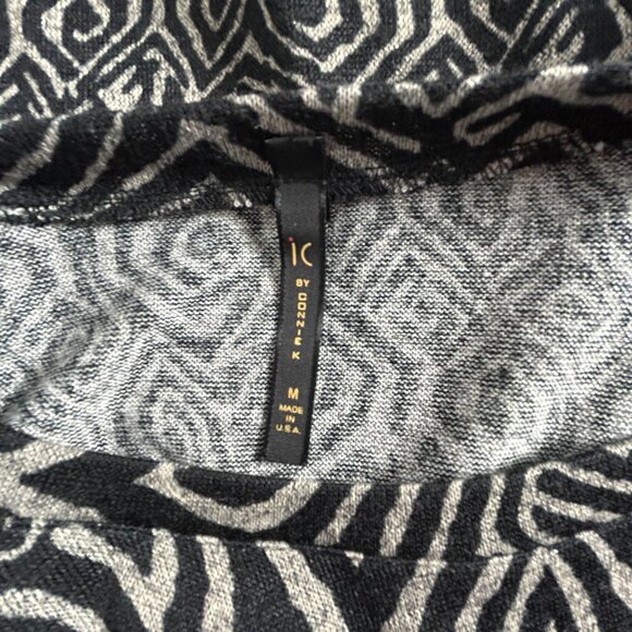 IC By Connie K Asymmetrical Tunic Top Medium Black & White Geometric Print USA - Picture 3 of 7